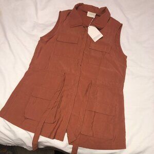 New Ninexis size M sleeveless top w/ drawstring waist orange/rust. Button Front